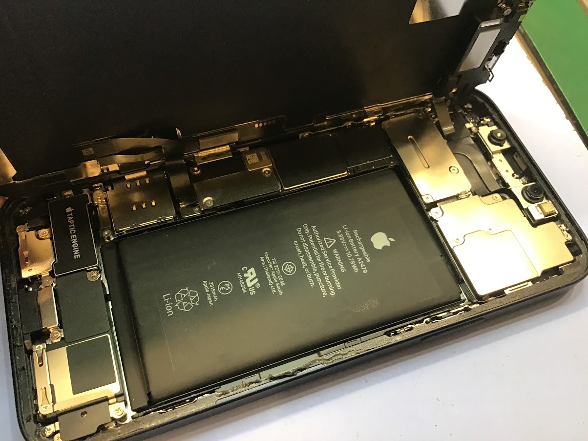 iPhone12のバッテリー交換ならデータそのまま修理可能なスマホ修理工房グランデュオ蒲田店へ！